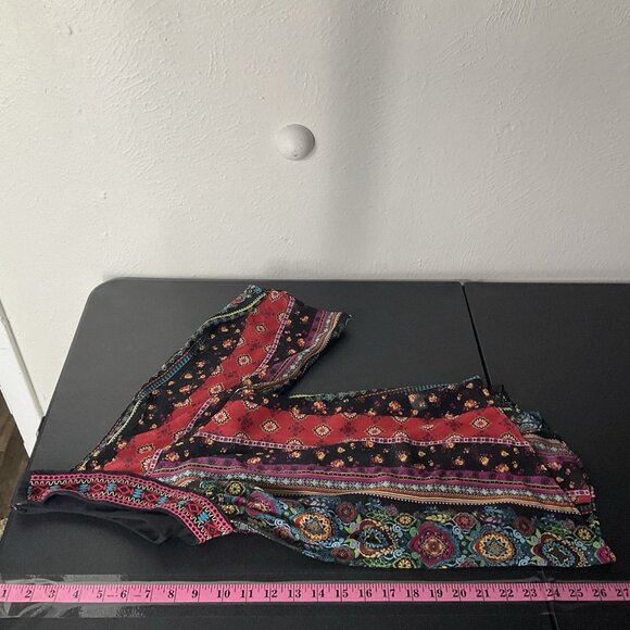 No Boundaries Top XL Floral Colorful Bold Open Shoulder Embroidery V-Neck Aztec - Picture 14 of 15